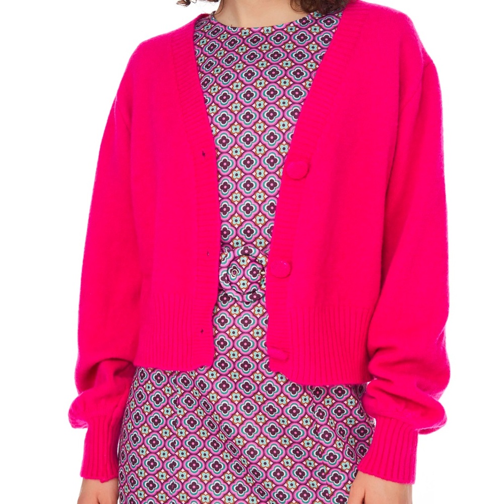 Pretty pop of pink cardigan! Cutest buttons!